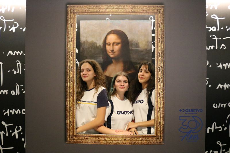 Alunos dos 8º e 9º Anos visitaram a exposição “Da Vinci Experiece”